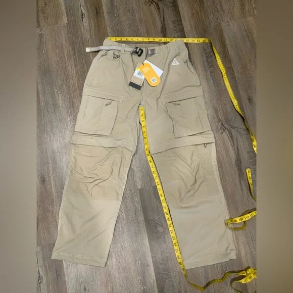 NWT Nike ACG Smith Summit Cargo Pant FN0428 247 Shorts Convertible Men's Sz S - Picture 7 of 12